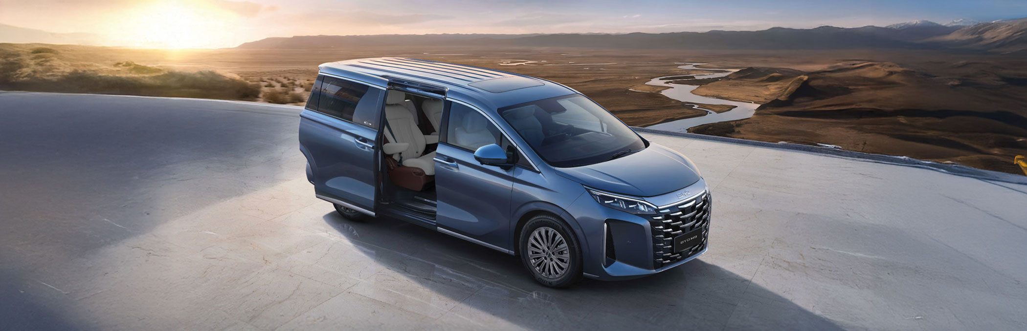 BYD M9
